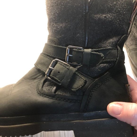 Ugg Australia Simmens Waterproof Ankle Booties - Picture 8 of 11